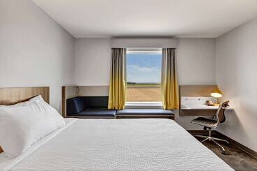 Microtel Inn & Suites By Wyndham George
