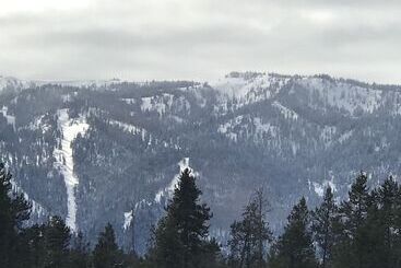 Общежитие Boulder Creek Inn