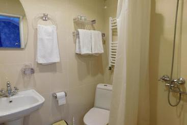 پانسیون Akaki's Guesthouse