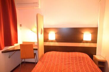 ホテル Premiere Classe Bordeaux Sud  Pessac Bersol