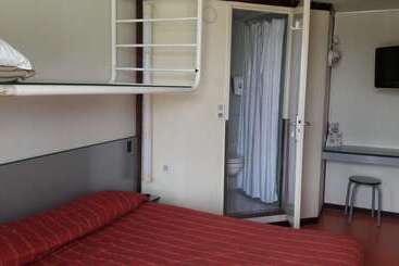 בית מלון כפרי Premiere Classe Reims Est  Taissy