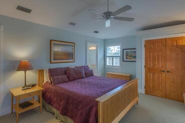 مبيت وإفطار Cape San Blas Inn