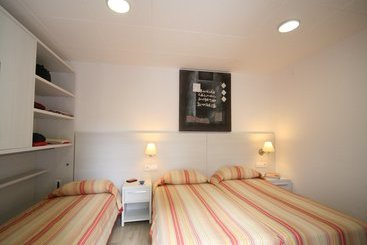 بانگلو Ciudad De Vacaciones Cala Montjoi