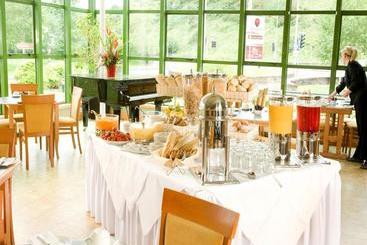 هتل Great National Commons Inn