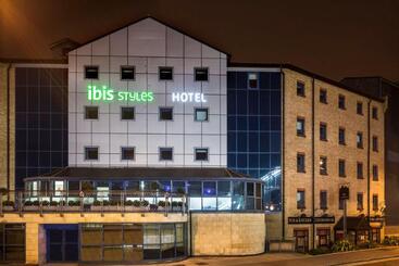 هتل Ibis Styles London Excel