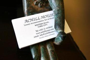پانسیون Achill House