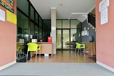 هتل Zen Rooms Cipete Utara