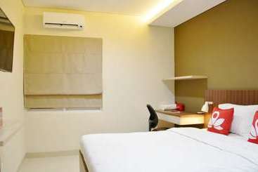 هتل Zen Rooms Residence 12 Cipete
