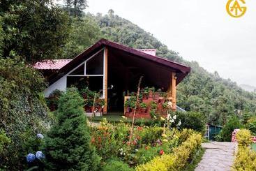Oakwood Hamlet Resort