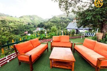Oakwood Hamlet Resort