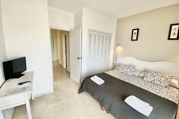 Apartamentos Castillo Del Vigía