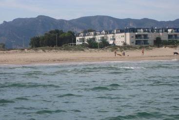 Tamaris Apartamentos  Playa De Xeraco  Solo Familias