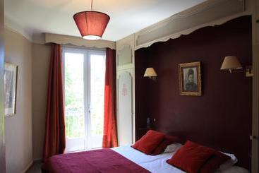 هتل Auberge Le Luberon