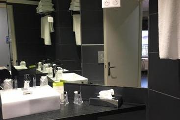 هتل Restaurant Les Capucins