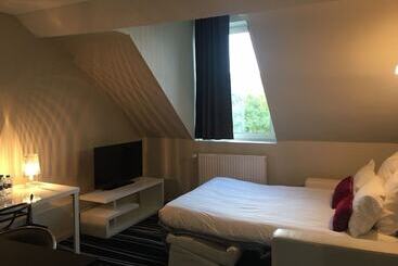 酒店 Restaurant Les Capucins