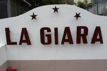 هتل La Giara