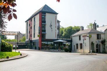 هتل Logis Auberge De La Rose