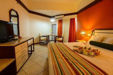 هتل Grand São Luis