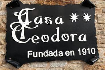 Hostal Restaurante Teodora