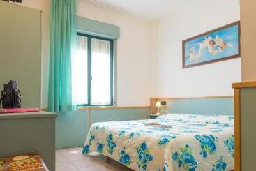 فندق Franco Antonelli