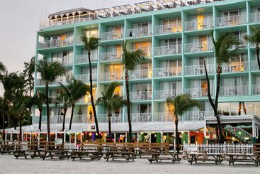 فندق Lani Kai Beachfront Resort
