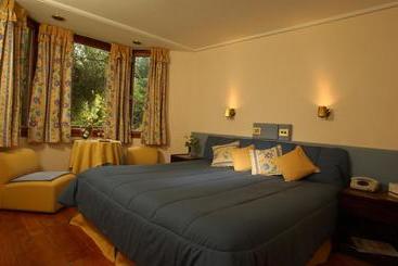 هتل Hosteria Las Lengas