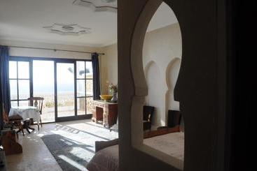 تختخواب و صبحانه Villa Nora