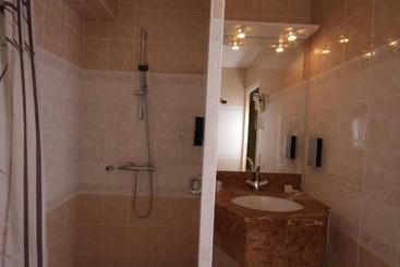 هتل Auberge De La Providence