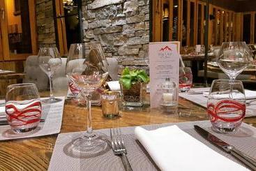 هتل Auberge Des Gorges De La Diosaz