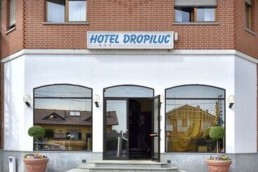 ホテル Dropiluc