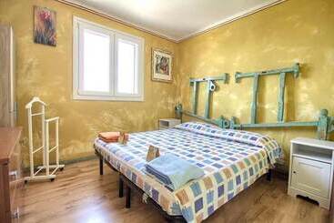 צימר Terrazza 1   Bb La Traja