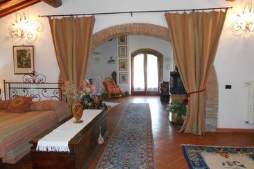 هتل روستایی Pian Del Gallo