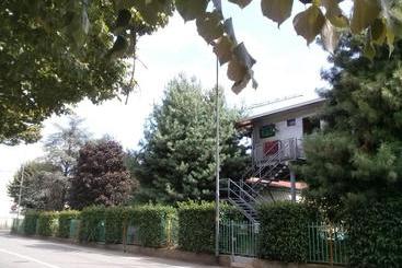 پانسیون Bgy Airport Guesthouse