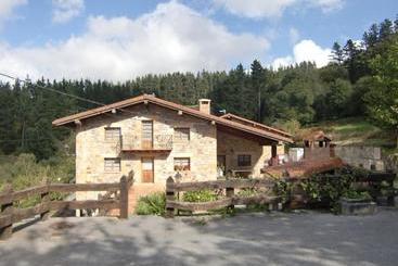 Casa Rural Aititerena