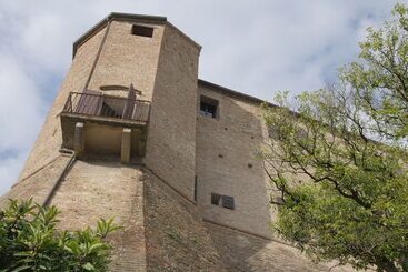 فندق فئة نجمة واحدة Castello Santarcangelo Di Romagna
