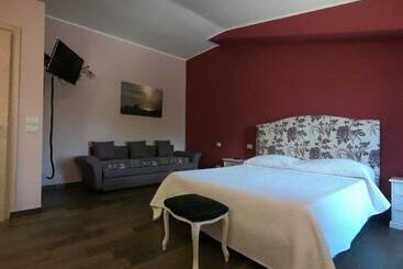 کلبه Agriturismo Casale L Abate