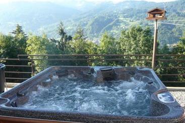 هتل Chalet Mia  La Terrasse De Verchaix