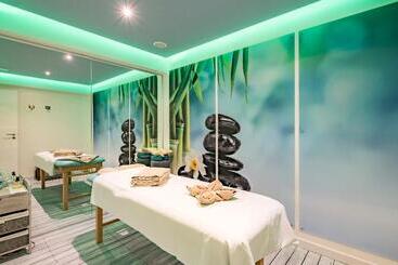 Hotel Charming Residence & Guest House Dom Manuel I Adults Only