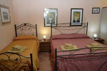 پانسیون Jolly House Bolognetta