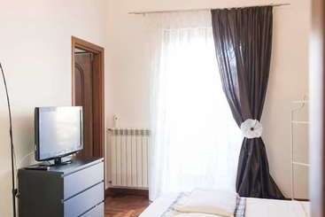 تختخواب و صبحانه Laetitia Guest House32
