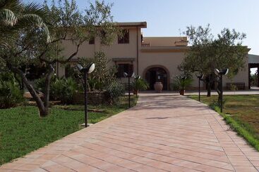 هتل روستایی Agriturismo Le Arcate