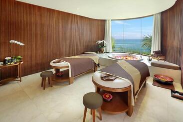 فندق Candi Beach Resort & Spa