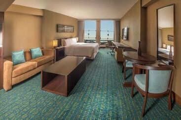 فندق Doubletree By Hilton Iquitos