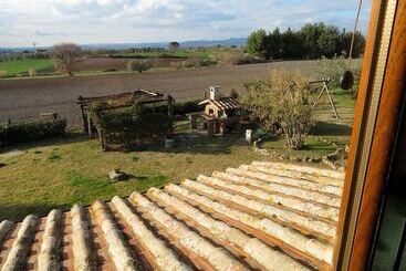 فندق ريفى Agriturismo Le Sorgenti