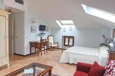 تختخواب و صبحانه Casa Vacanze Il Cenito