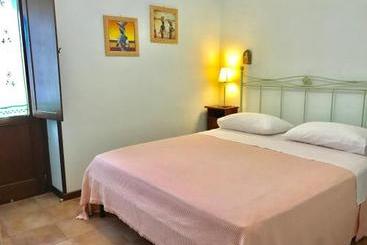 تختخواب و صبحانه Casa Vacanze Il Cenito