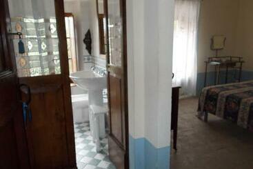 별장 Locanda Le Querce