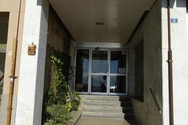 Apartamentos Elvira