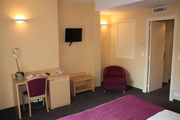 هتل Les Suites Massena