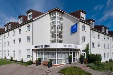 هتل Tryp By Wyndham Luebeck Aquamarin
